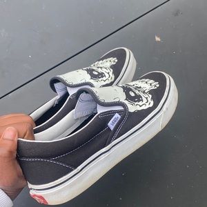 Skull Vans women’s 8 men 6.5